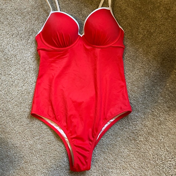 Red one piece - Picture 2 of 8